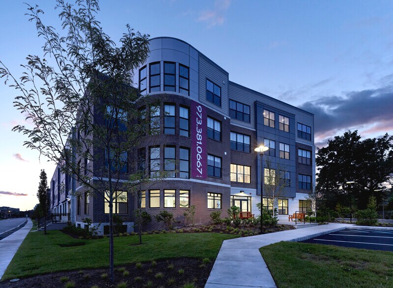 Citizen Little Falls 405 Main St Little Falls NJ 07424 Apartment Finder