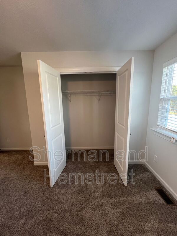 Building Photo - 5006 Mimosa Dr