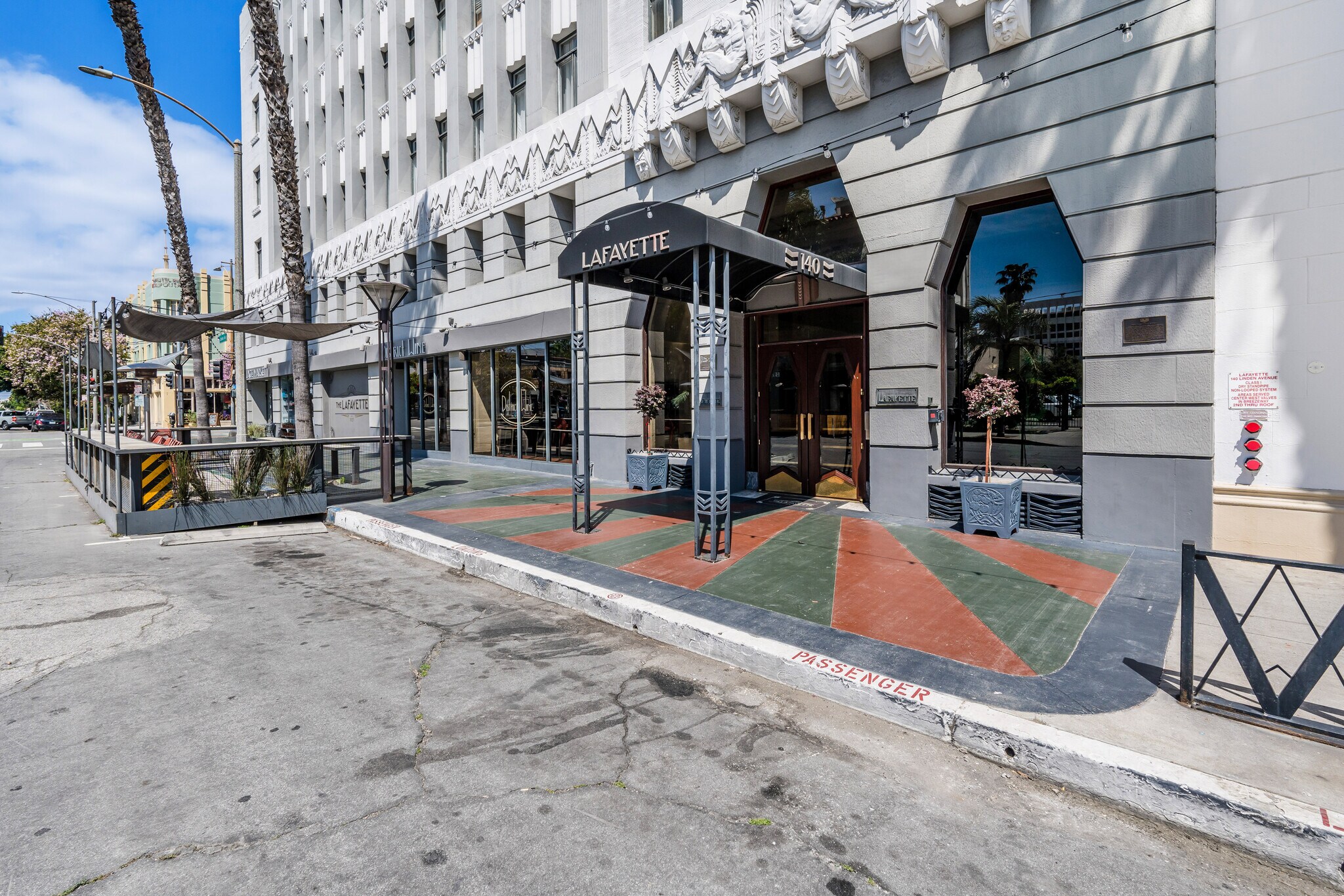 Building Photo - 140 Linden Ave