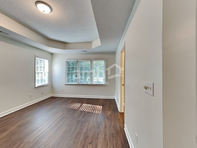 Building Photo - 1900 Spanish Bay Ct