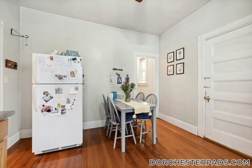 Building Photo - 25 Edison Green