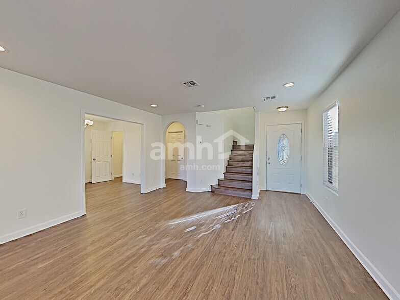 Building Photo - 9624 Allison Ranch Ave