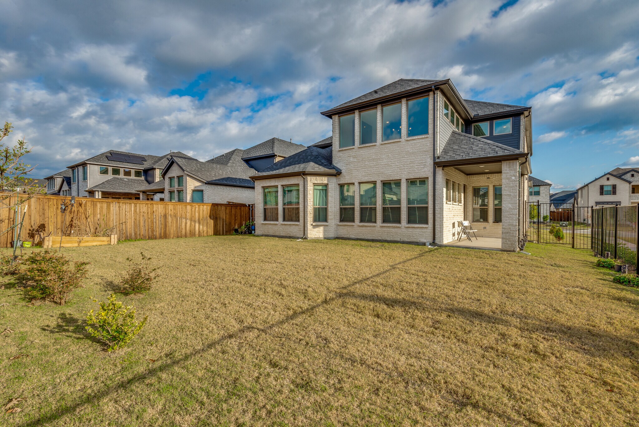 Building Photo - 3528 Hollow Pine Dr
