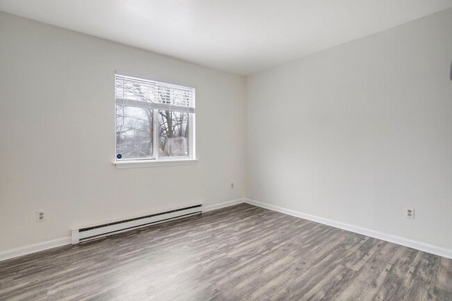 Building Photo - 1313 S 31st St