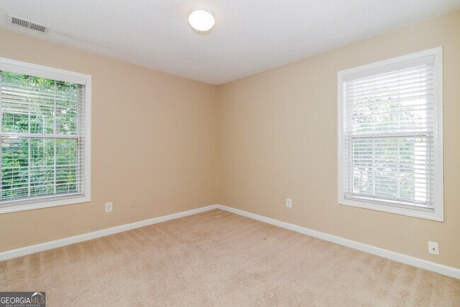 Building Photo - 5804 Tree Fern Ct