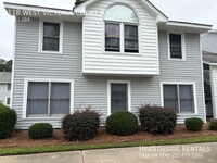 Building Photo - 118 W Victoria Ct
