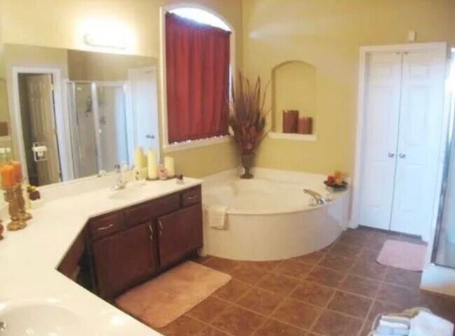 Building Photo - 1635 Blackalder Cove