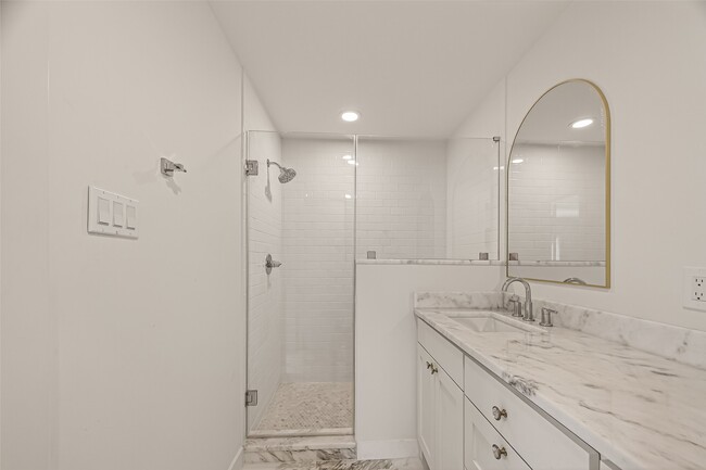 Building Photo - 9242 Autauga St