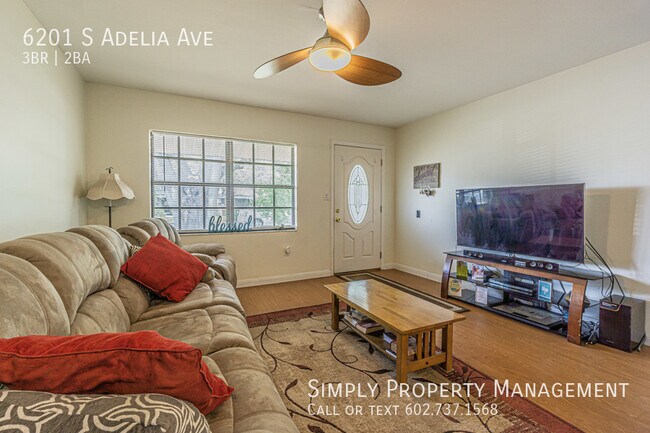 Building Photo - 6201 S Adelia Ave
