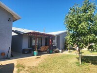 Building Photo - 2630 E Snavely Ave