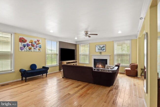Building Photo - 24839 Somerby Dr