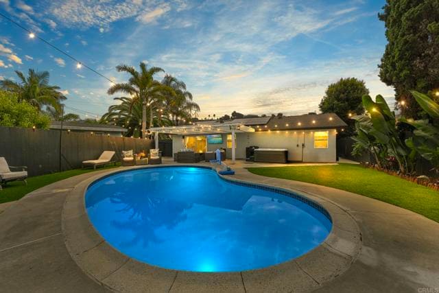 Building Photo - 3516 Las Vegas Dr