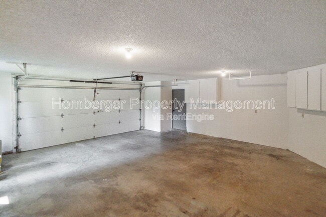 Building Photo - 5806 W Pacific Park Dr