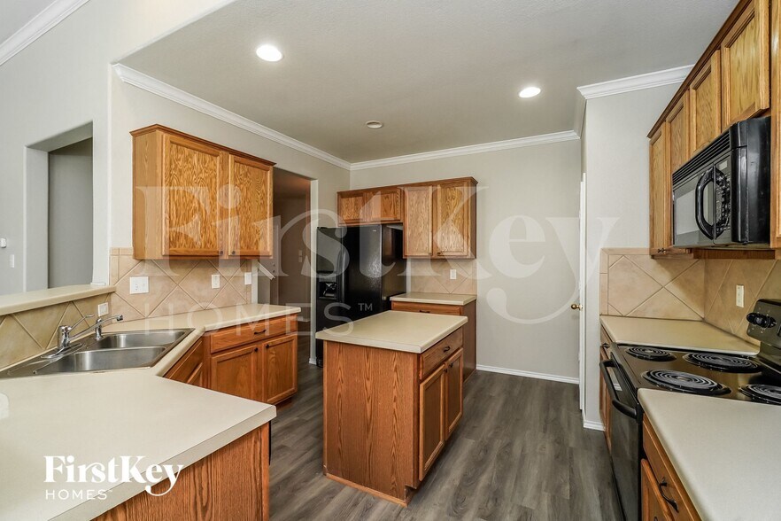 Building Photo - 146 Bentwood Ranch Dr