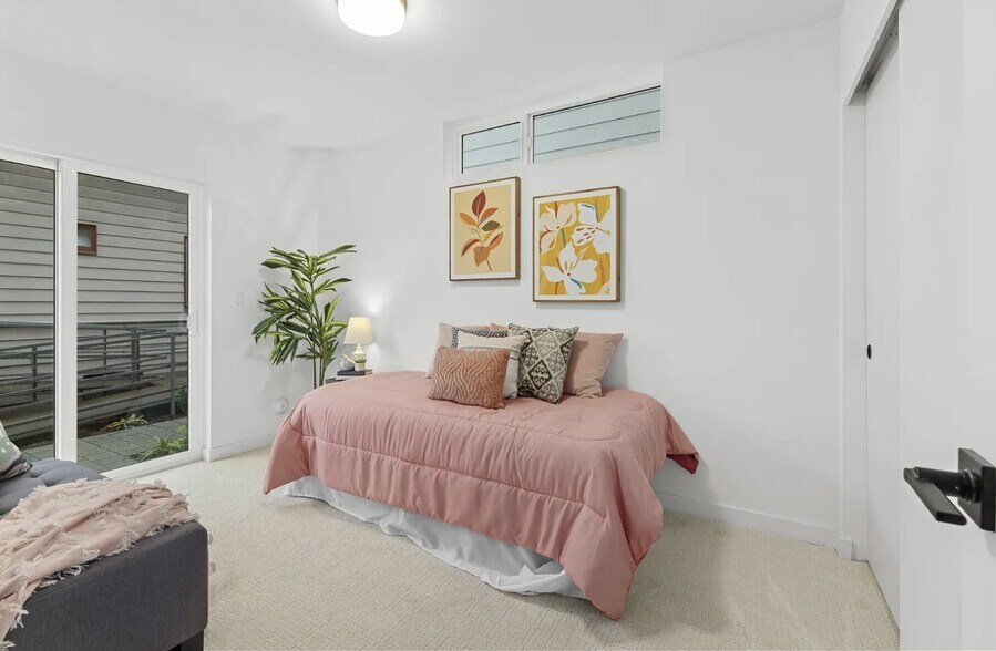 Building Photo - 2311 S Judkins St