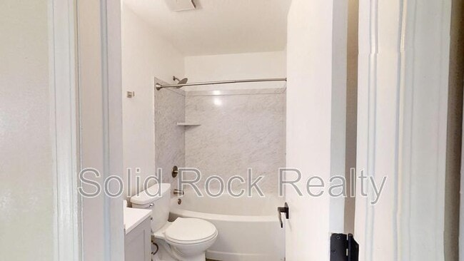 Building Photo - 1845 Zebulon Dr