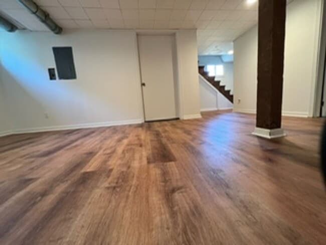 Building Photo - 117 S Jackson St