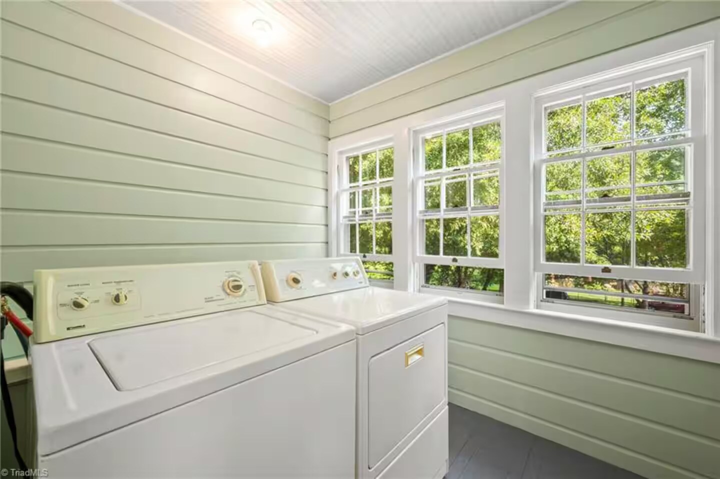 Building Photo - 109 Vintage Ave