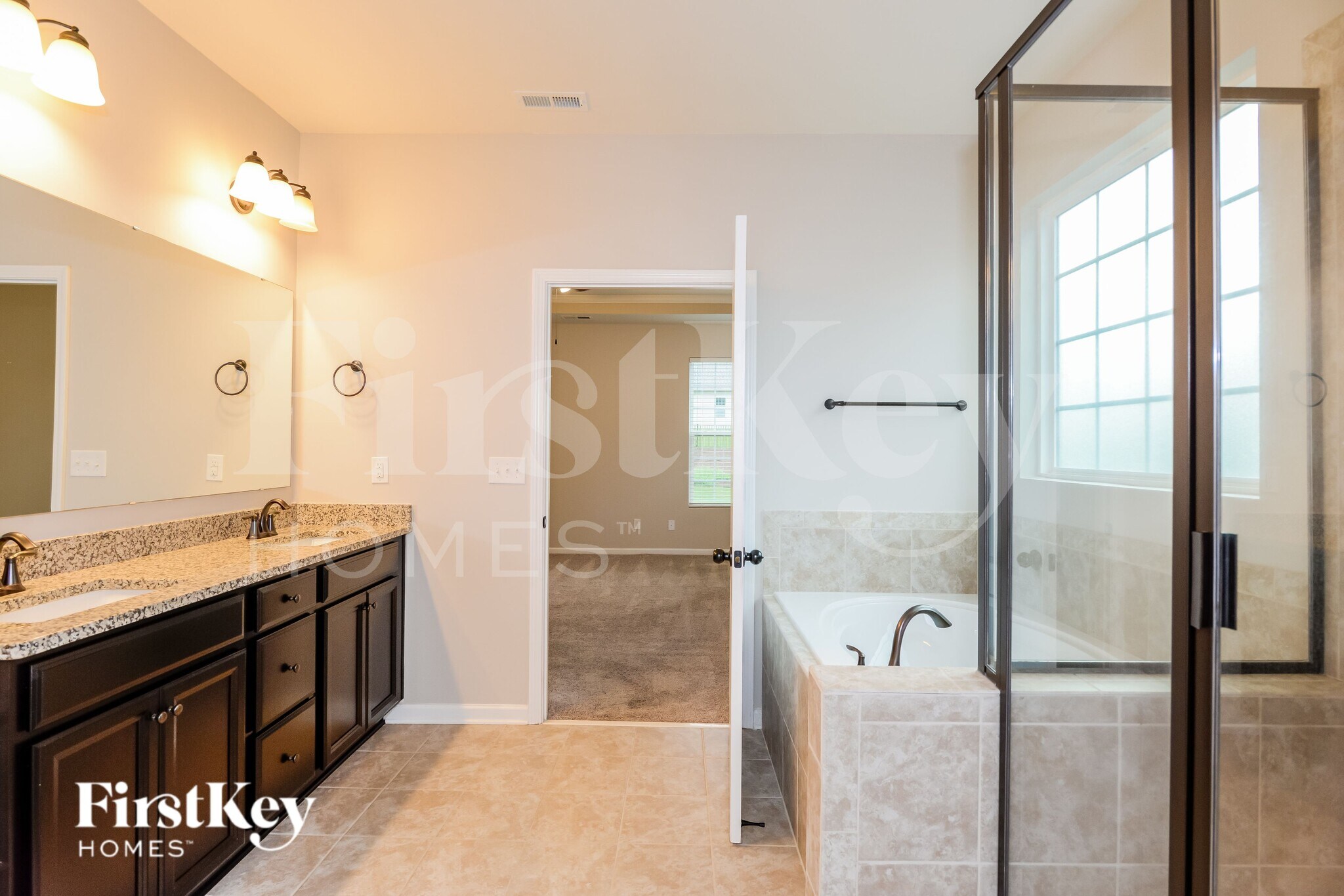 Building Photo - 618 Gardenbrook Trl