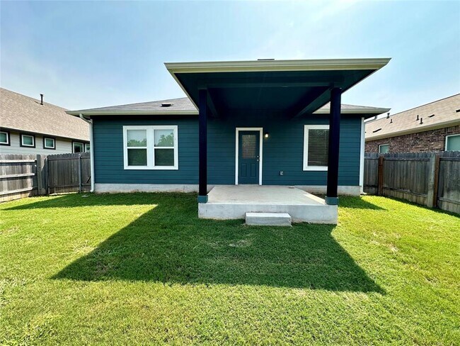 Building Photo - 230 Olympic Dr