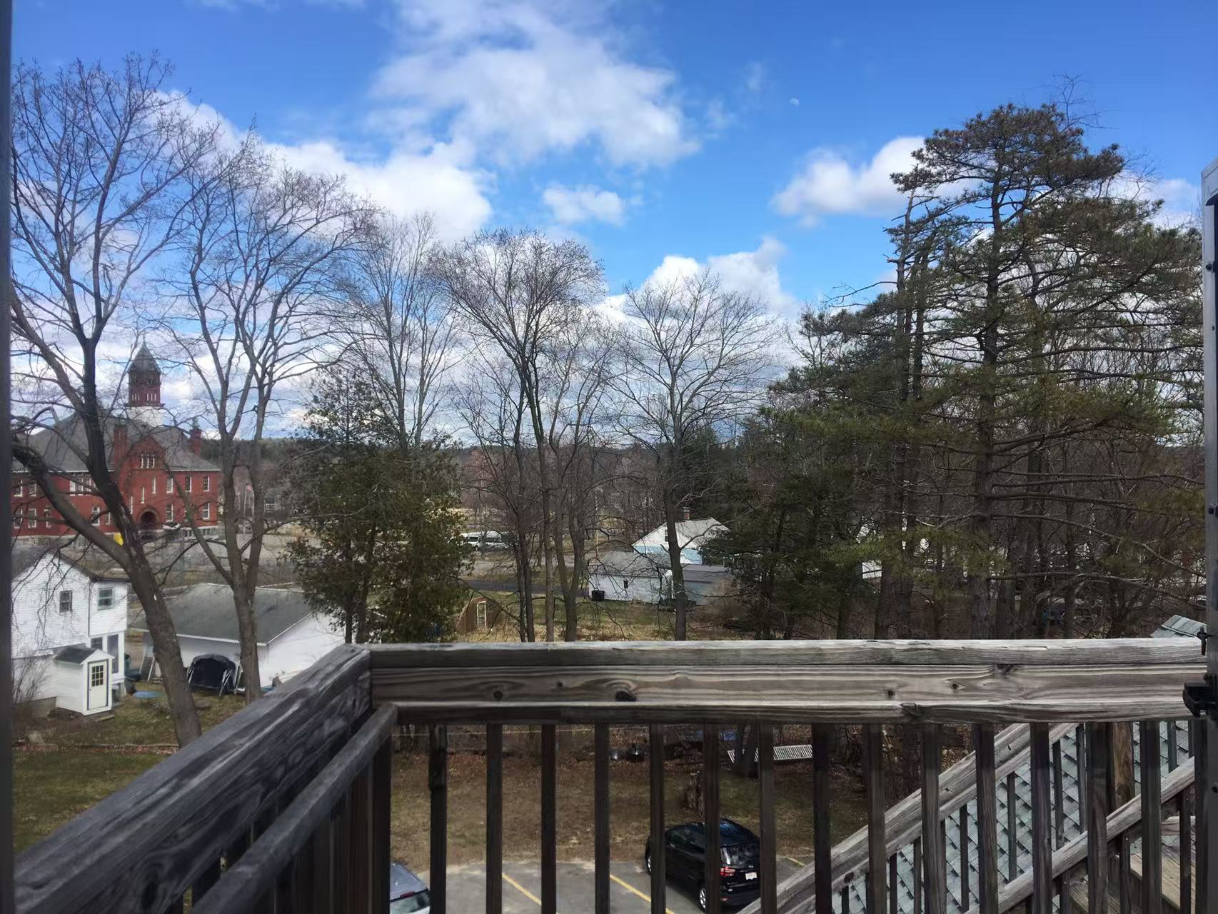 Building Photo - 87 School St