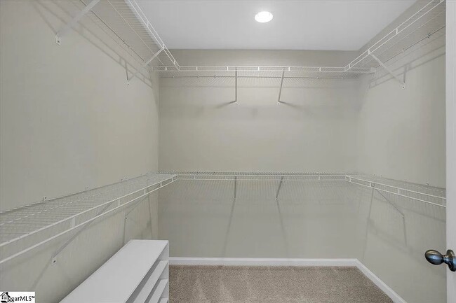 Building Photo - 140 Highland Park Ct