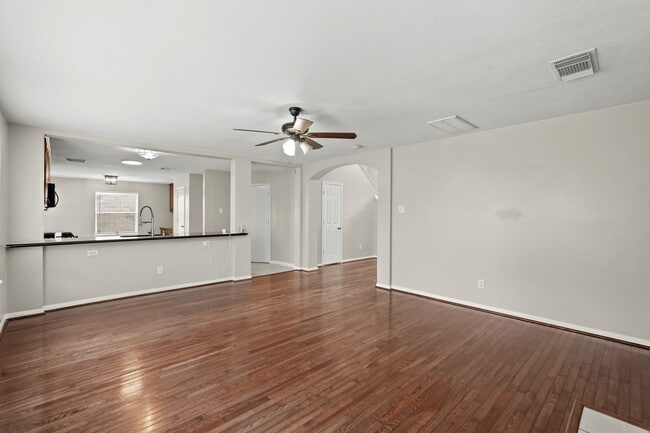 Building Photo - 2922 Glencullen Ln