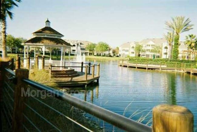 Building Photo - 5112 Park Central Dr