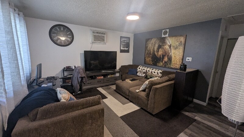 Building Photo - 7309 W Hampden Ave