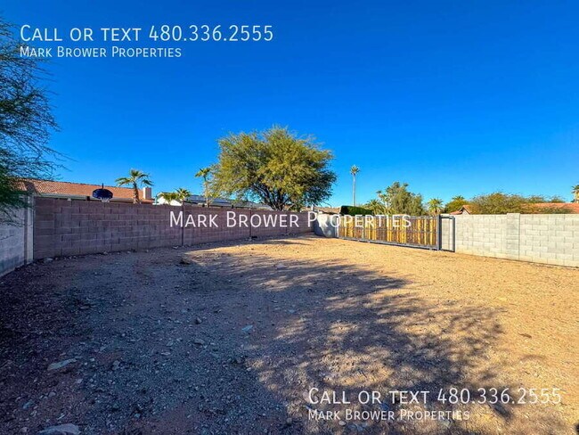 Building Photo - 14027 N Hampstead Dr