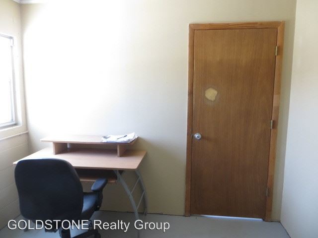 Building Photo - 14311-14401 N Nebraska Ave