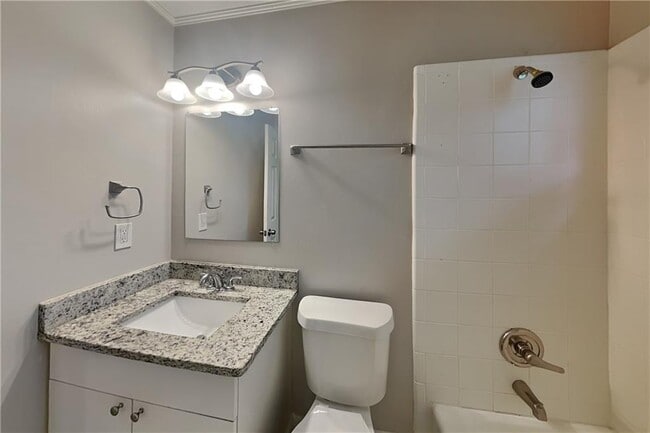 Building Photo - 115 Spring Ridge Ct