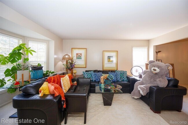 Building Photo - 3481 Castlewood Ct