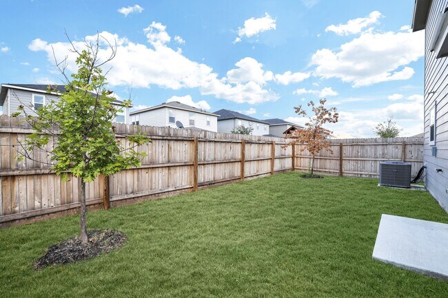 Building Photo - Two-Story Brick Home on a Quiet Cul-de-Sac...