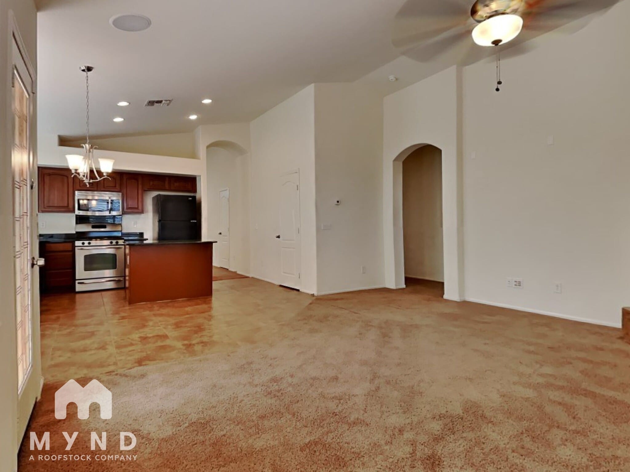 Building Photo - 2927 E Whispering Wind Dr