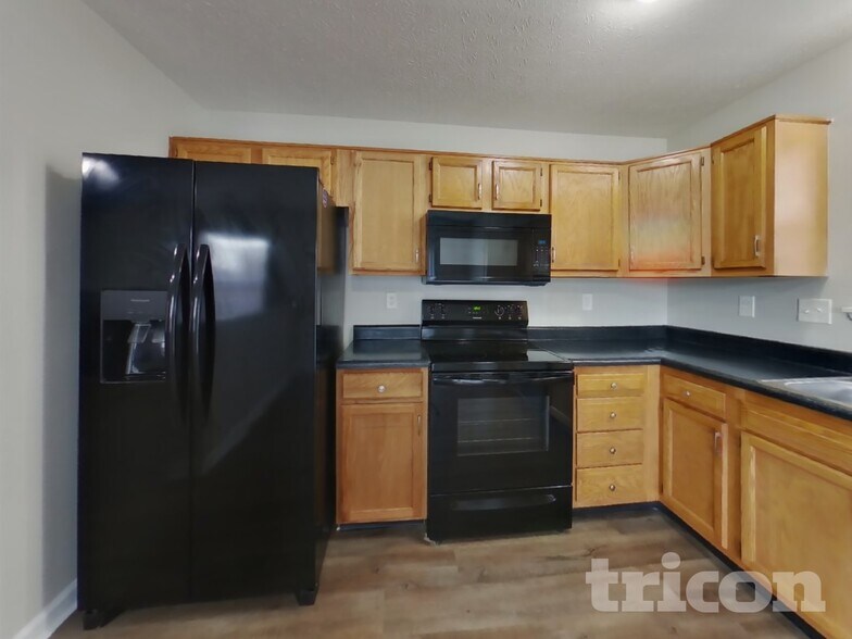 Building Photo - 3942 Jason Ave