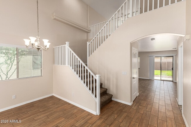 Building Photo - 3335 W La Salle St