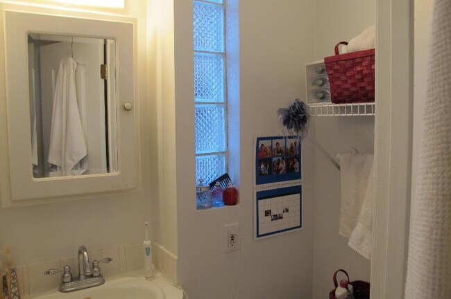 Building Photo - 91 Prince St