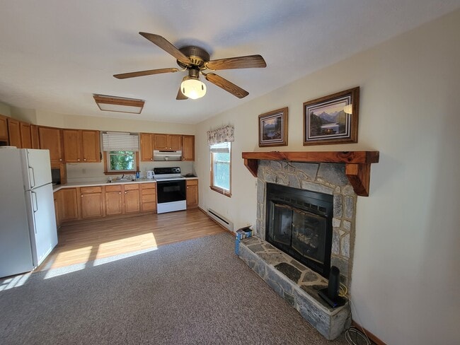 Building Photo - 507 Utah Mountain Rd