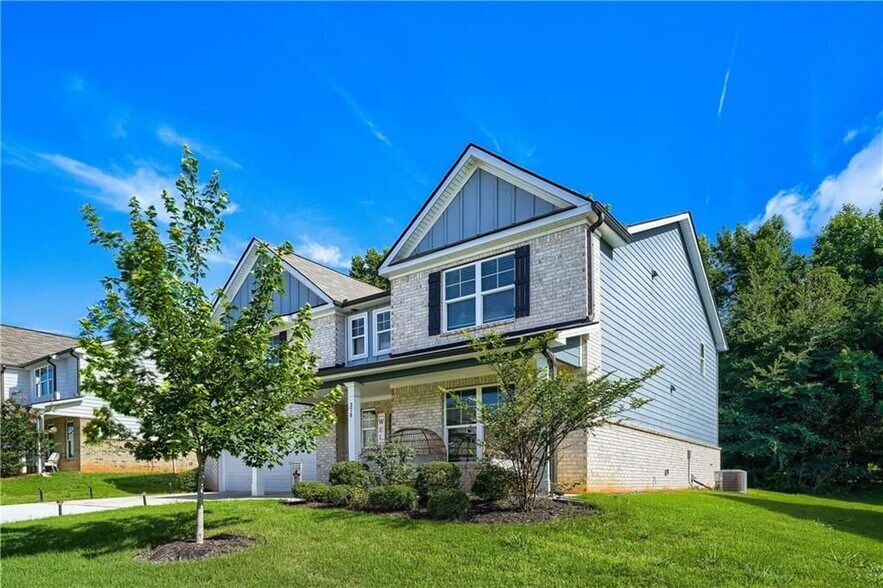 Building Photo - 378 Paden Way