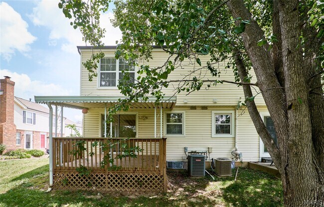 Building Photo - 61 Woodlake Ct