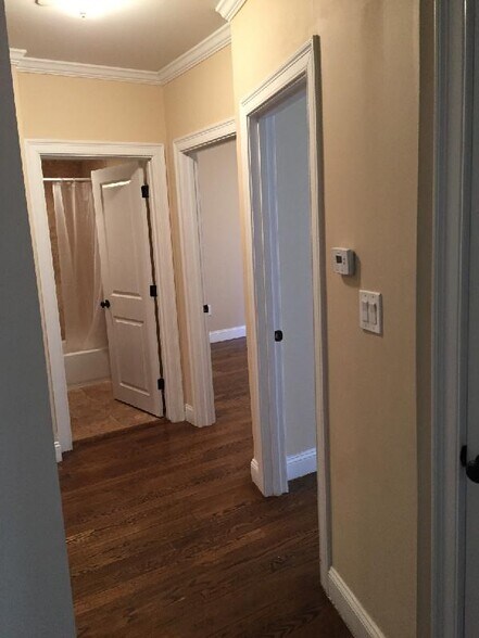 Building Photo - 2975 Washington St