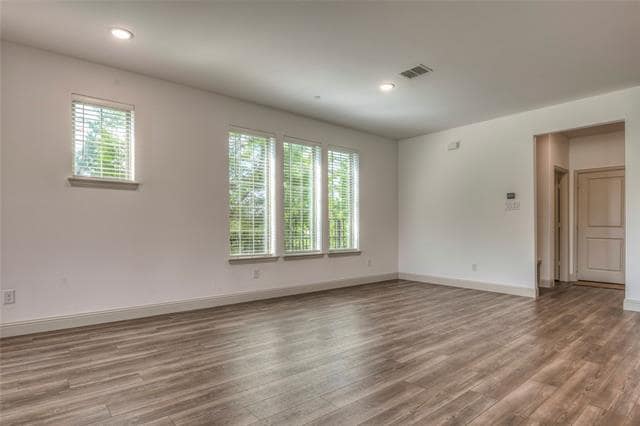 Building Photo - 8603 Dynasty Ln