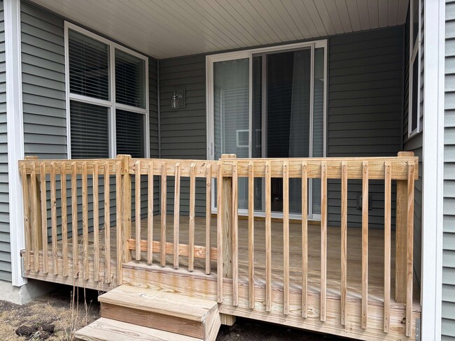 Building Photo - 2155 Rosenberg Ln