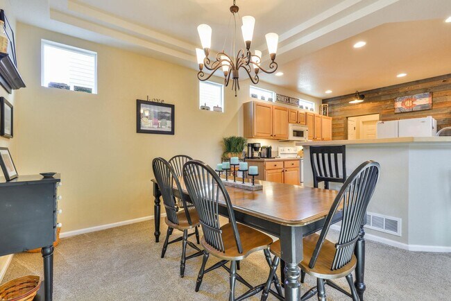 Building Photo - 2 Bedroom 2 Bath home in Observatory Village