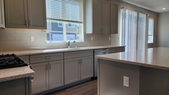 Building Photo - Yelm Creek Estates, New Construction 4 Bed...