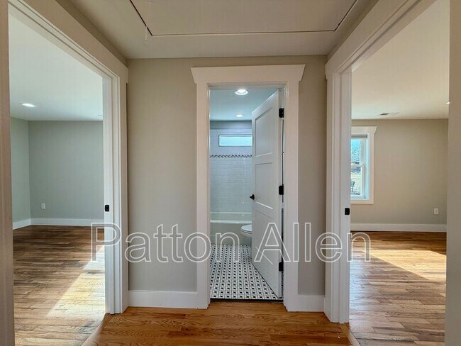 Building Photo - 295 School Rd E