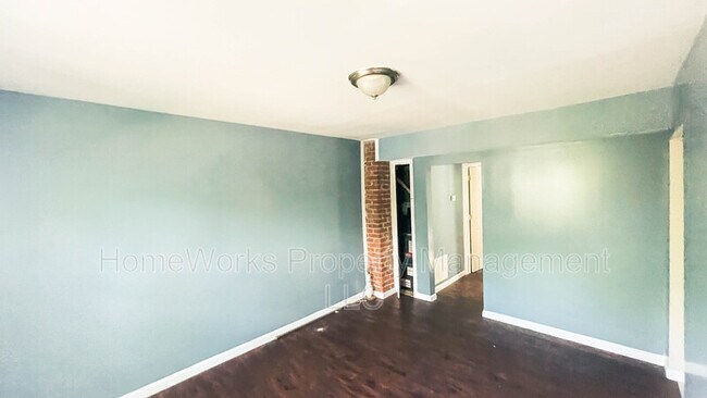Building Photo - 4223 Audrey Ave