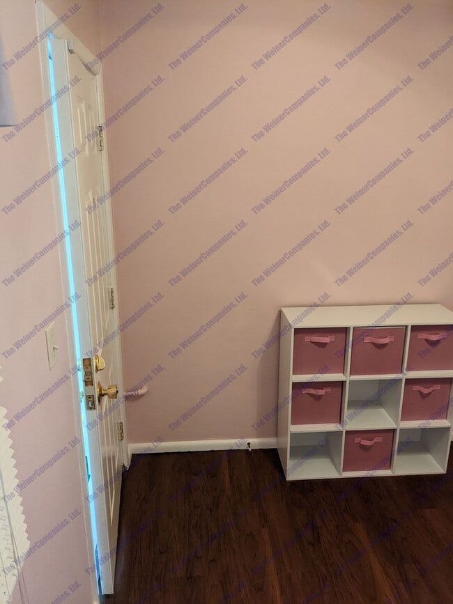 Building Photo - Now leasing!!!