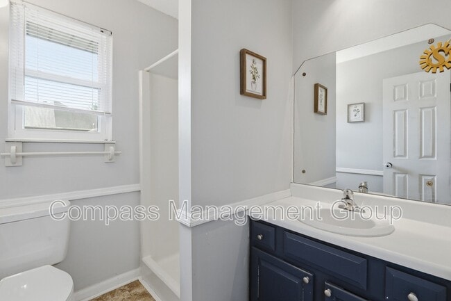 Building Photo - 7668 Chatham Cir NW